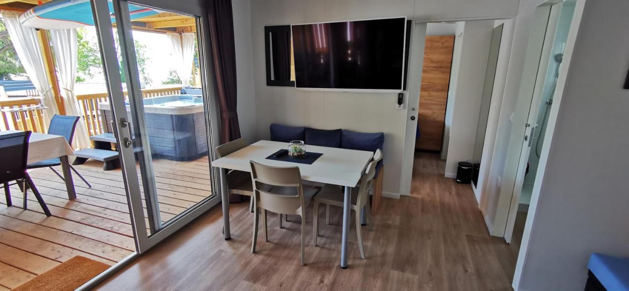 Mobile Home Kmz Selce Ngoại thất bức ảnh